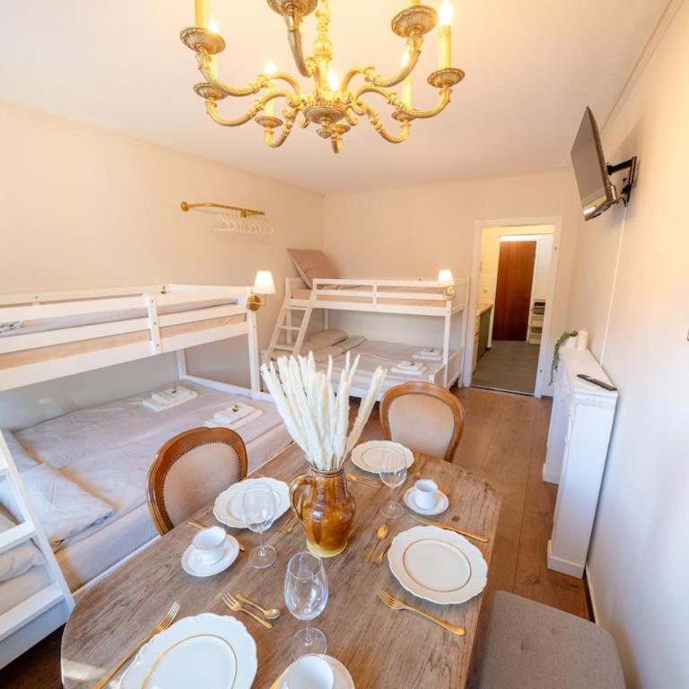 Retro City Apartment mitten in der Altstadt - One-Bedroom Apartment - 7