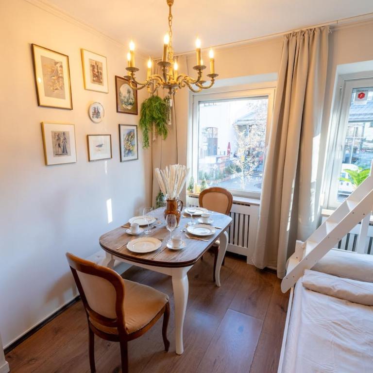 Retro City Apartment mitten in der Altstadt - One-Bedroom Apartment - 14