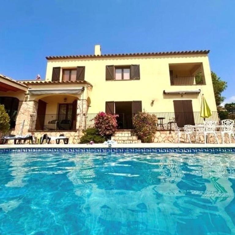 Villa Tranquila Large luxury 3 bedroomed 2 bathrooms private Villa with pool and Sea Views in Calonge Sant Antoni de Calonge - Villa de 3 dormitorios - 1