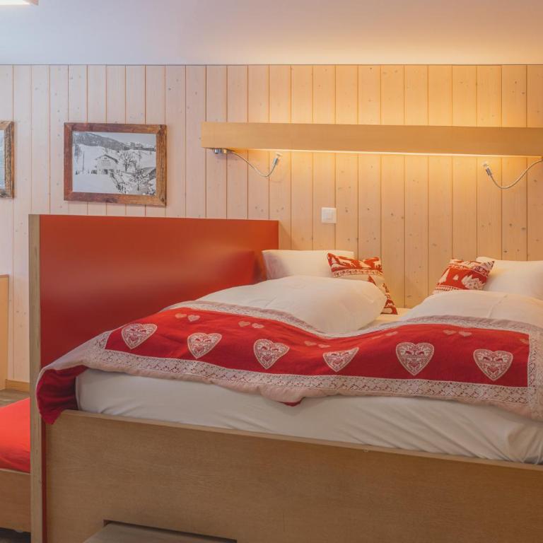Alpinhotel Bort - Standard Zimmer mit Queensize-Bett - 5