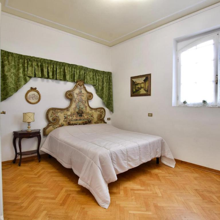 Gorgeous Home In Viareggio With Kitchen - Three-Bedroom Vacation Home - 16