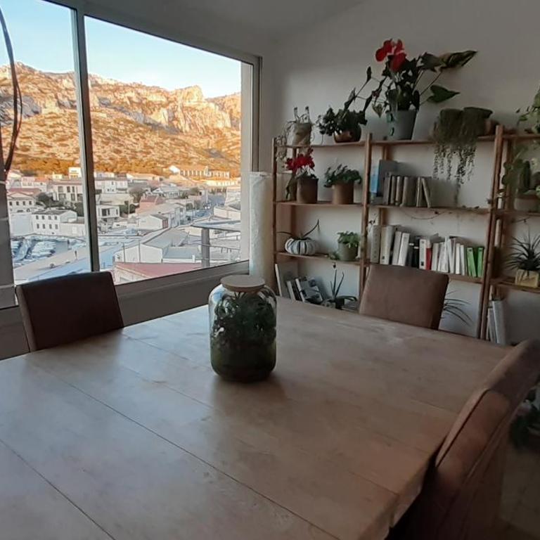 MAISON VUE MAGISTRALE SUR LE PORT ET CALANQUES DES GOUDES MARSEILLE - Three-Bedroom House - 23