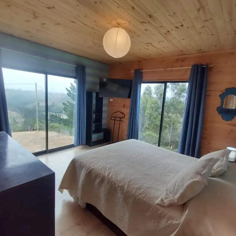 Casa en parcela para 9 personas, 3D, 2B, 3 terrazas, Jacuzzi - Three-Bedroom House - 29