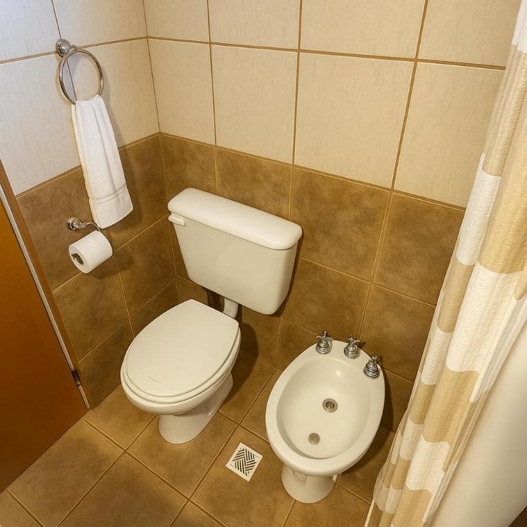 Complejo Hermoseños - Two-Bedroom Apartment - 2