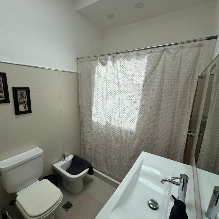 Amplia Planta - 3 dorm con Terraza y Parrilla, ideal familia - Three-Bedroom Apartment - 15