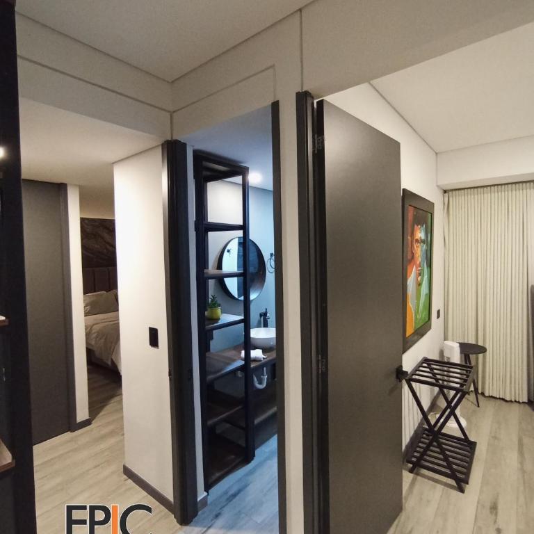 Epic Suite 514 Family Deluxe 2 Room 5P Airport - Superior Double Room - 30