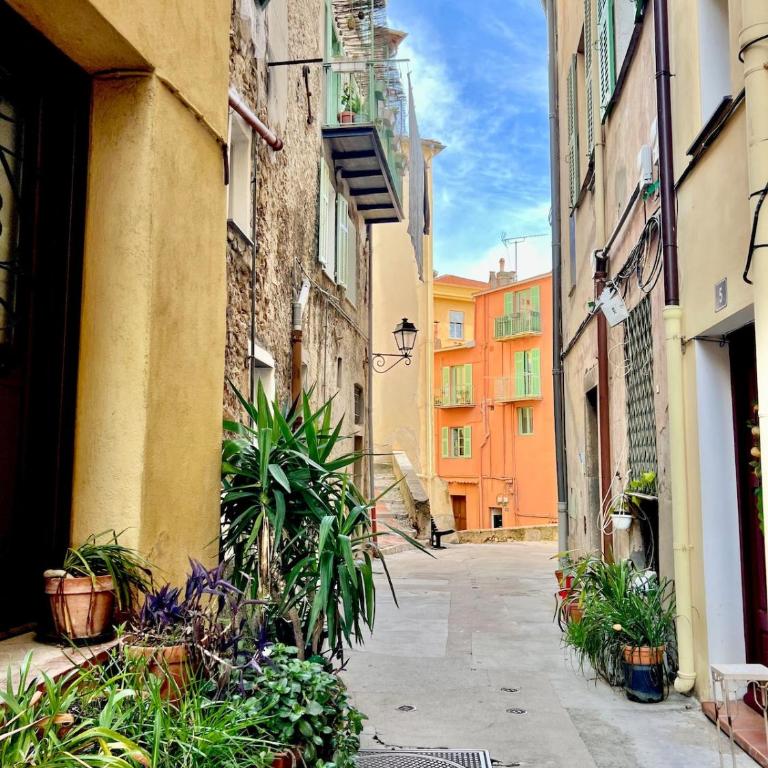 L'endroit idéal à 30m de la basilique au coeur de menton - Apartment mit 1 Schlafzimmer - 12