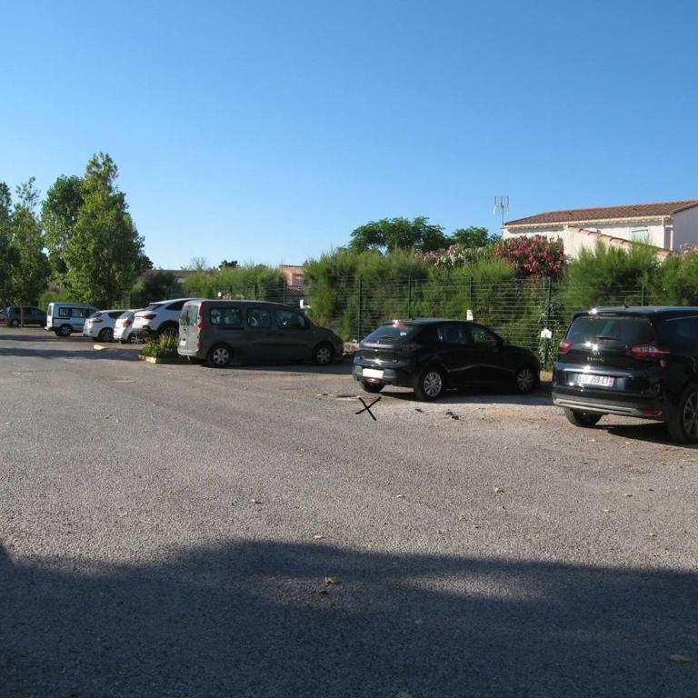 T2 rénové avec cabine, piscine, animaux admis, parking à 500m de la plage - FR-1-106-49 - Apartamento - 26