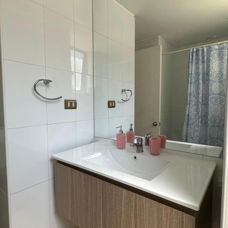 Hermoso y Acogedor Departamento en Viña del Mar - Two-Bedroom Apartment - 5