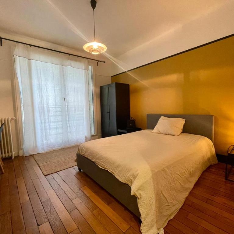 Tour Eiffel Quai de Seine Marois Paris - Appartement 1 Chambre - 2