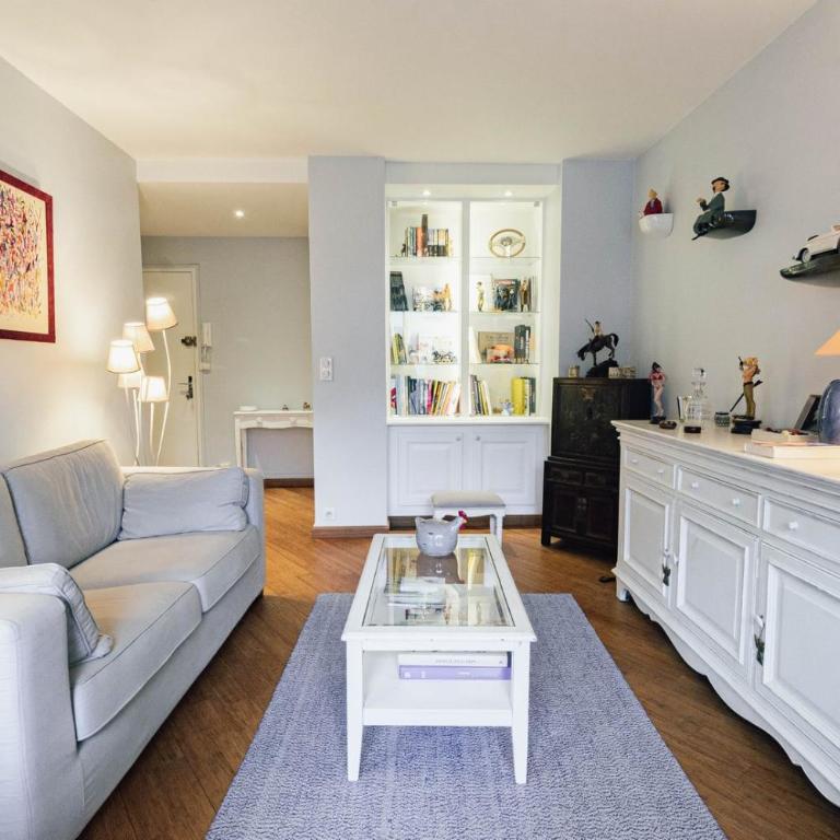 Le Rétro-Chic - T2 raffinée - Balcon & Métro M12 - Appartement - 8