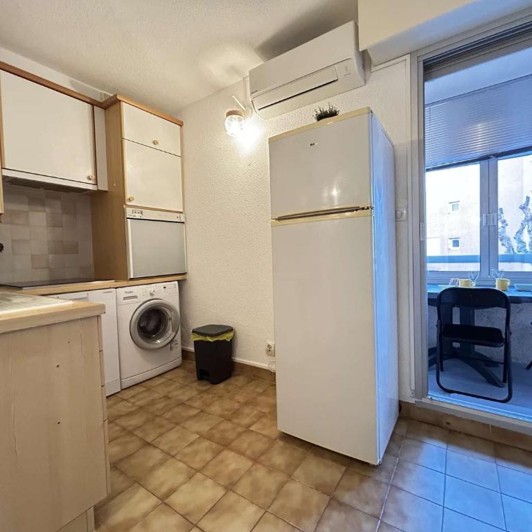 SM010-A12 SAINTE MAXIME Appt 2 pièces 4 couchages avec piscine et stationnement - Apartment mit 1 Schlafzimmer und Balkon - 7