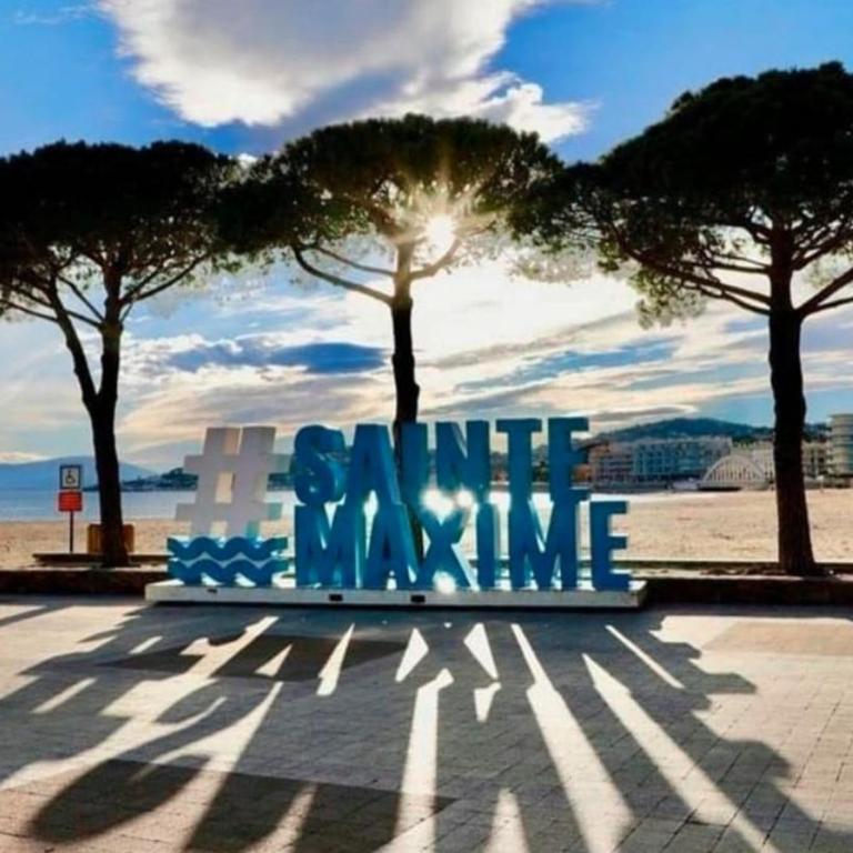 SM010-A12 SAINTE MAXIME Appt 2 pièces 4 couchages avec piscine et stationnement - Apartment mit 1 Schlafzimmer und Balkon - 13
