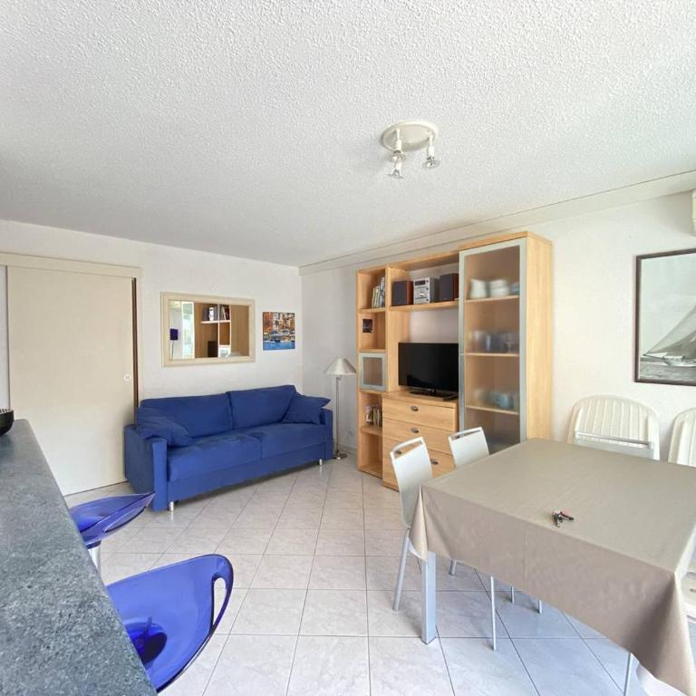 Appartement climatisé avec terrasse, proche plage et commerces, parking inclus, WiFi, classé 3* - FR-1-100-332 - Appartement - 14