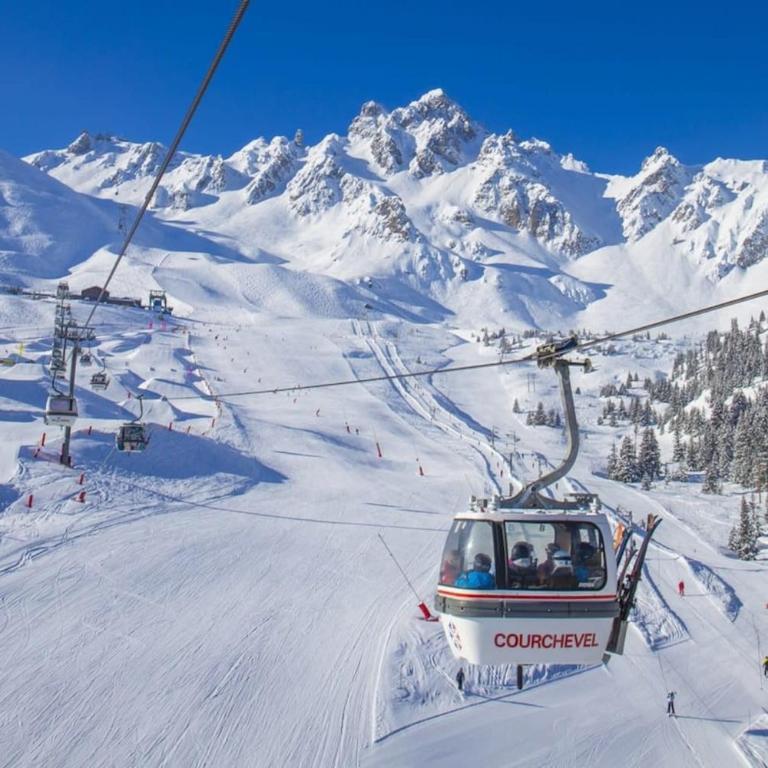 Charming Ski Apartment in Courchevel 1850 - Apartment - 13
