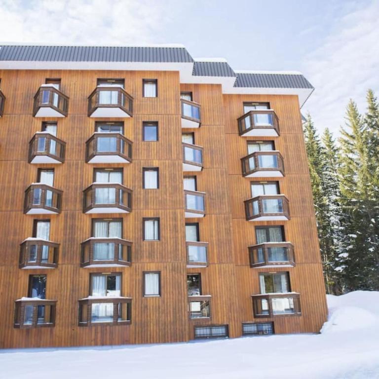 Charming Ski Apartment in Courchevel 1850 - Apartment - 12