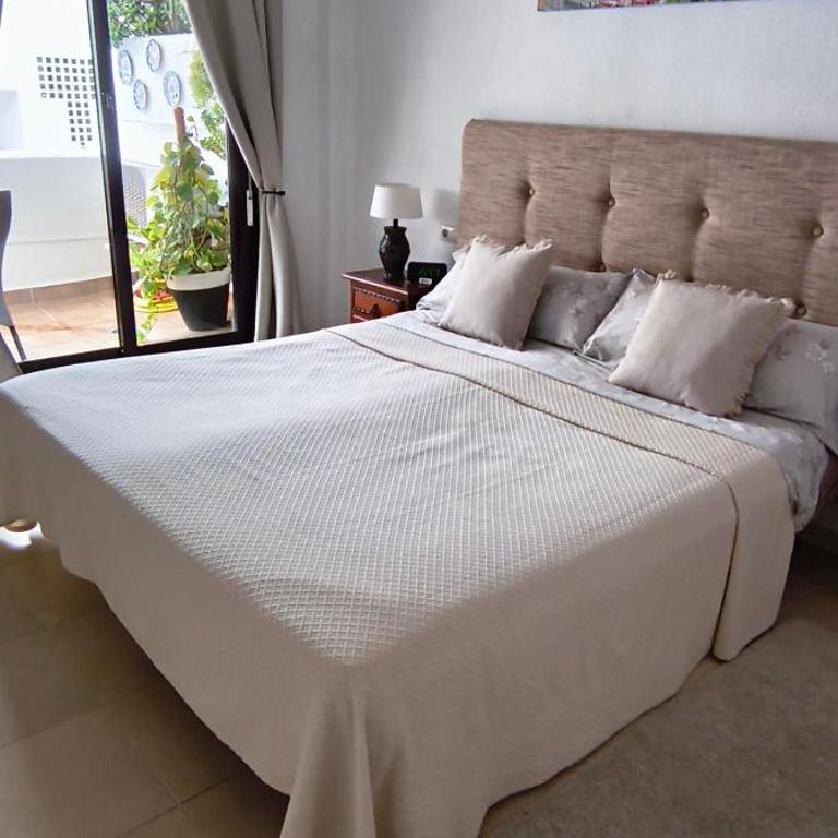 "Mountain View" 2 Bedroom Apartment with Pools Parking - Apartamento de 2 dormitorios - 3
