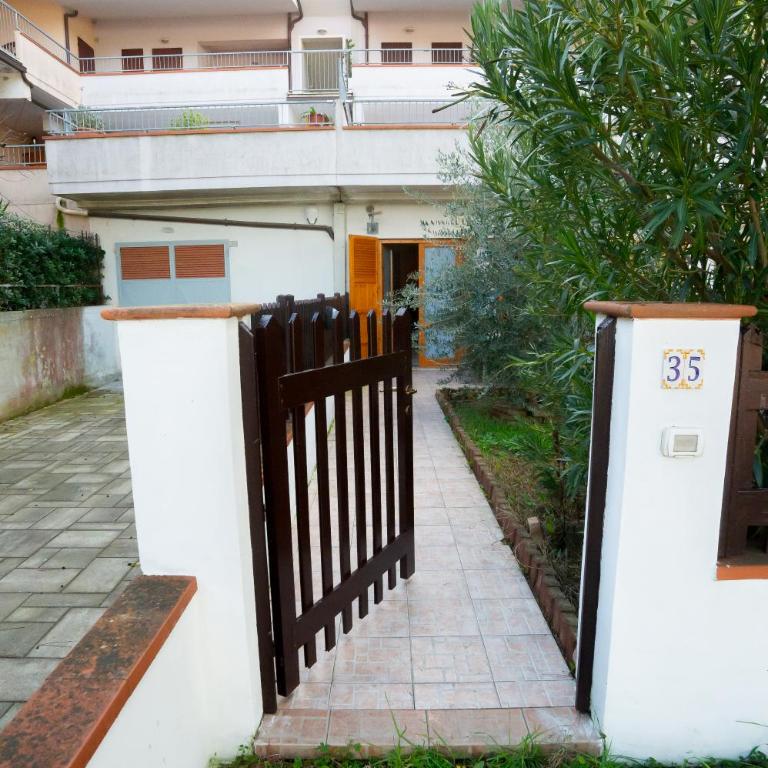 Grazioso pianoterra vicino al mare - Two-Bedroom Apartment - 1