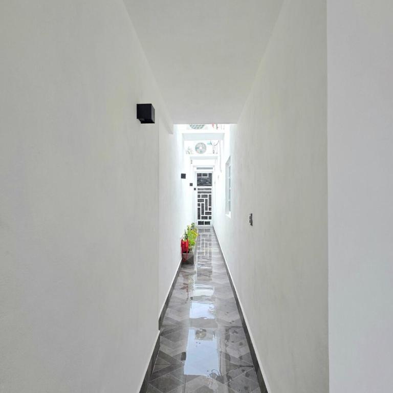 Sweethome Mérida - Three-Bedroom House - 11