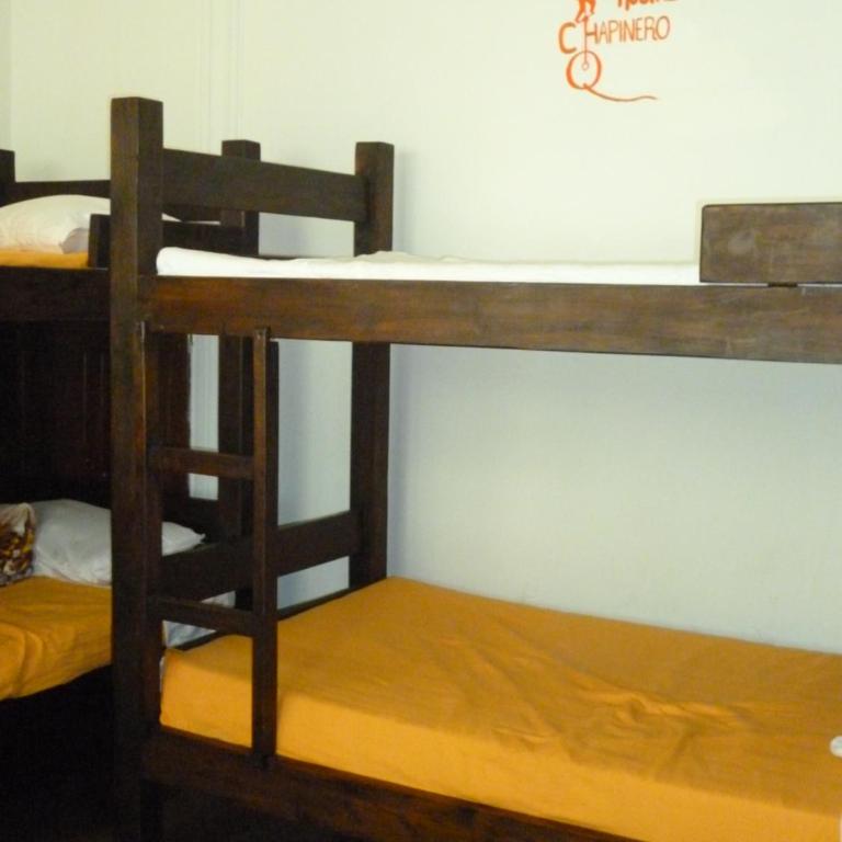 Hostal CQ Chapinero - Habitación Compartida Mixta de 6 camas - 9