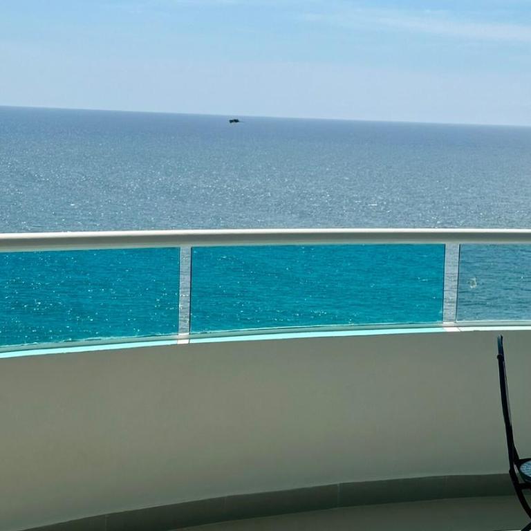 Vive Cartagena frente al mar y el lago - Two-Bedroom Apartment with Balcony and Sea View - 7