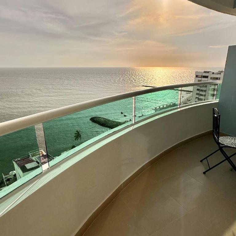 Vive Cartagena frente al mar y el lago - Two-Bedroom Apartment with Balcony and Sea View - 49