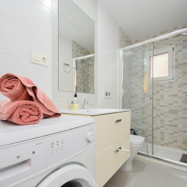 Aloja T Gran Vía II - One-Bedroom Apartment - 18