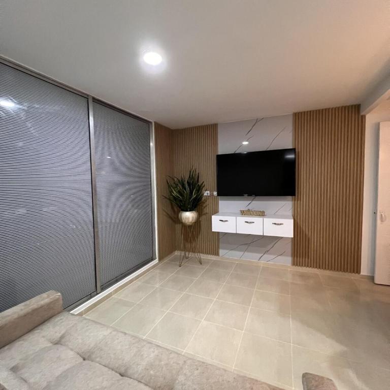 Ruby Suites - Apartment - 11