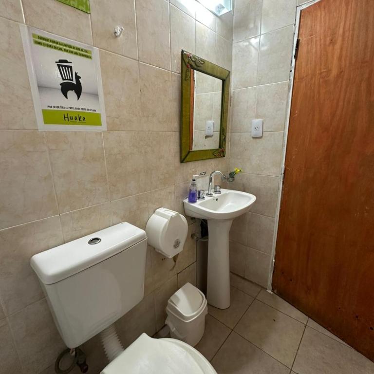 Huaka Hostel - Habitación Doble - 2 camas - 1