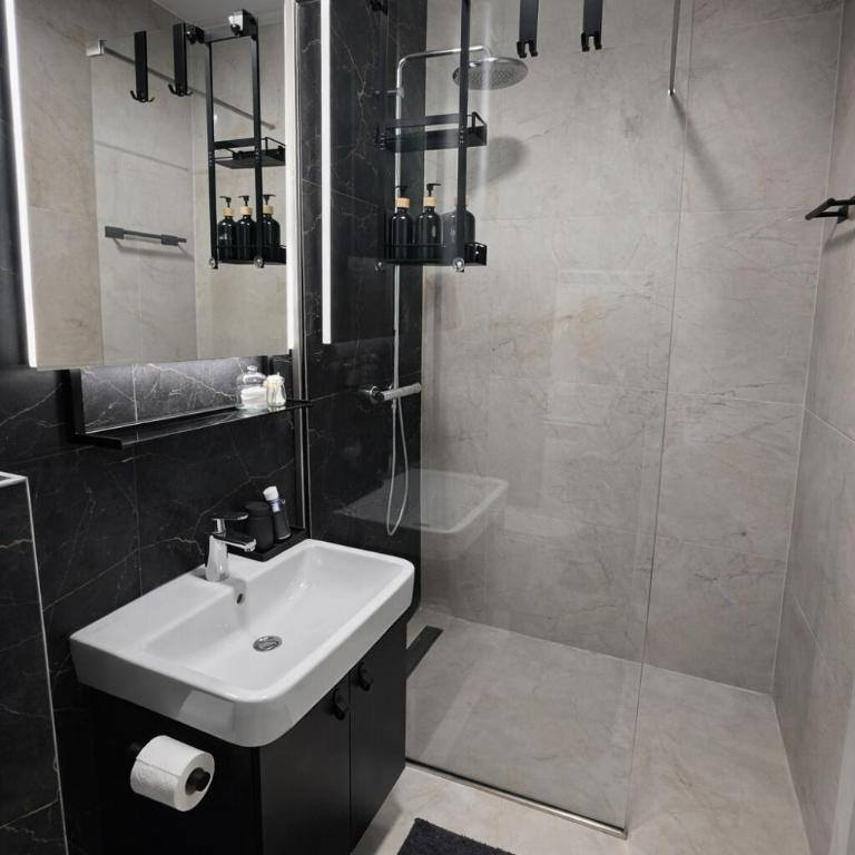 Urban Forest Apartment - with free Garage - Apartman sa 1 Spavaćom Sobom - 22