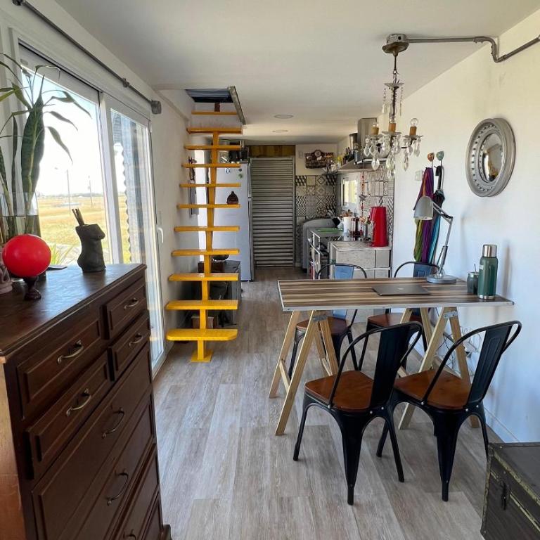Unico contenedor con Vista al mar - One-Bedroom House - 4