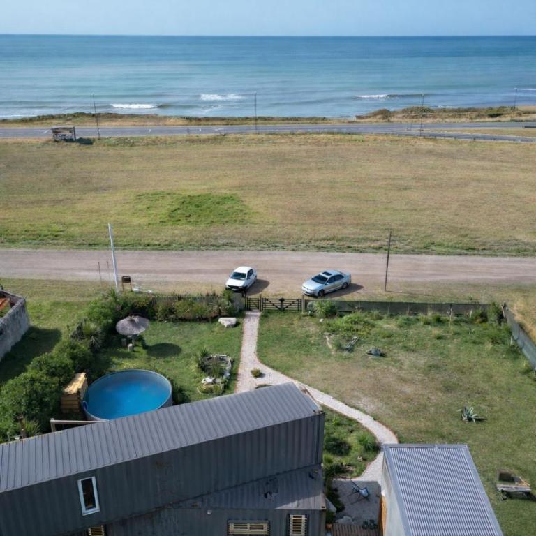 Unico contenedor con Vista al mar - One-Bedroom House - 12