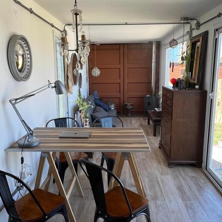 Unico contenedor con Vista al mar - One-Bedroom House - 13