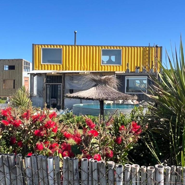 Unico contenedor con Vista al mar - One-Bedroom House - 14