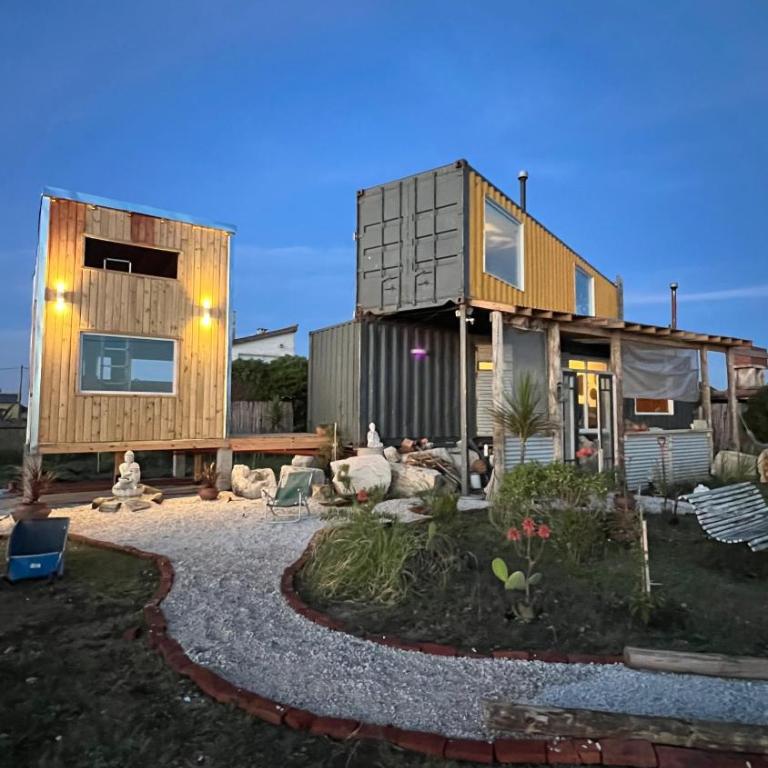 Unico contenedor con Vista al mar - One-Bedroom House - 16