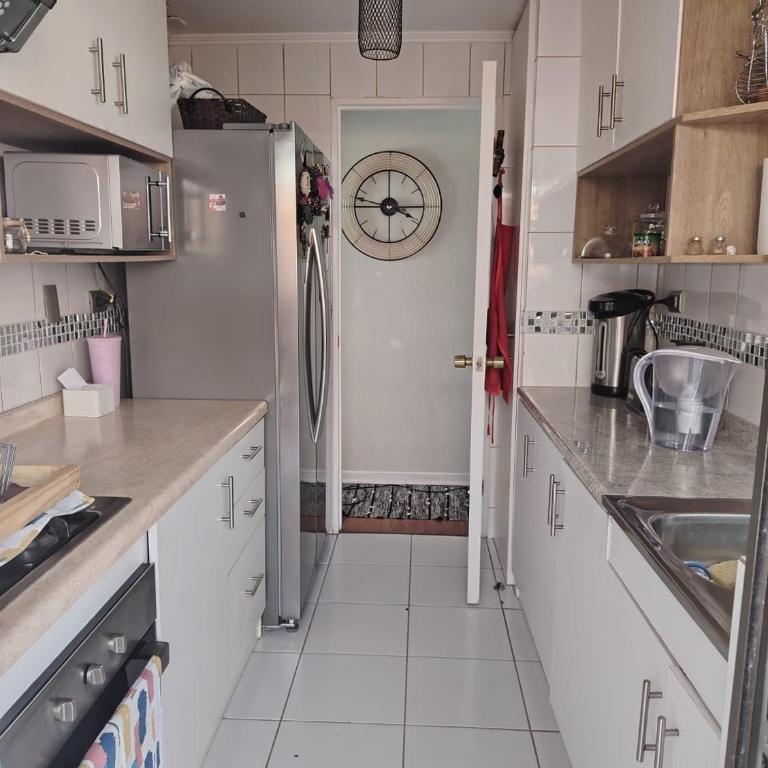 Casa en zona tranquila y a minutos de todo - Three-Bedroom House - 10