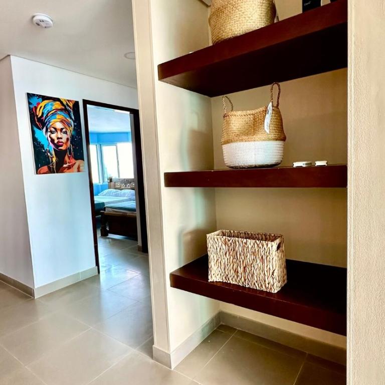 Vive Cartagena magica frente al mar y lago - Two-Bedroom Apartment with Balcony and Sea View - 6