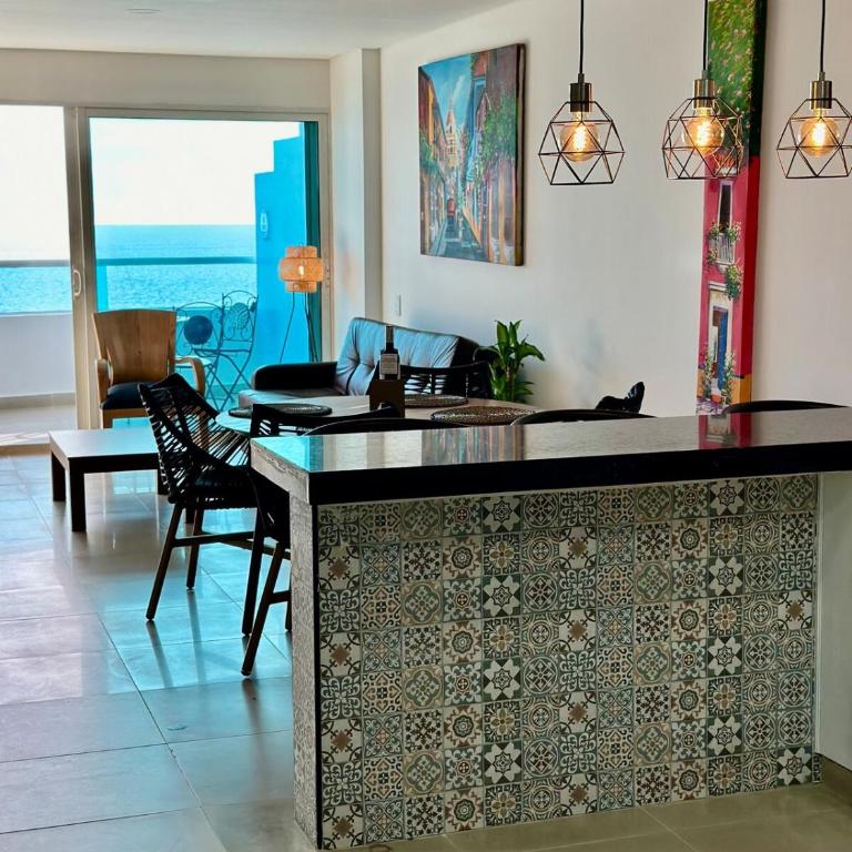 Vive Cartagena magica frente al mar y lago - Two-Bedroom Apartment with Balcony and Sea View - 8