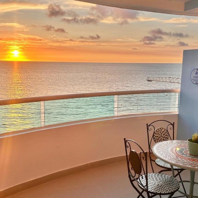 Vive Cartagena magica frente al mar y lago - Two-Bedroom Apartment with Balcony and Sea View - 18