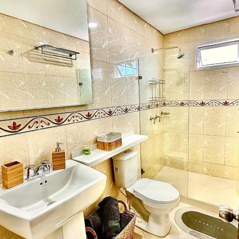 Vive Cartagena magica frente al mar y lago - Two-Bedroom Apartment with Balcony and Sea View - 32