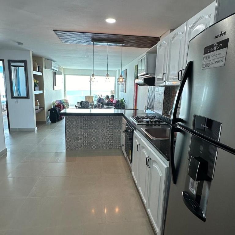 Vive Cartagena magica frente al mar y lago - Two-Bedroom Apartment with Balcony and Sea View - 40