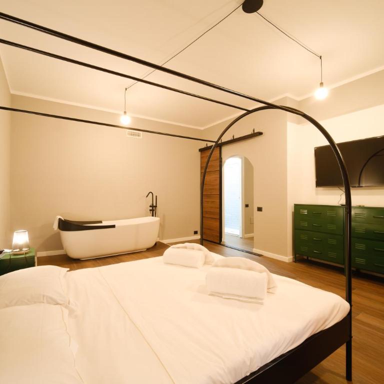 Cavour's Dream by BuddyRent - Appartamento con 1 Camera da Letto - 3