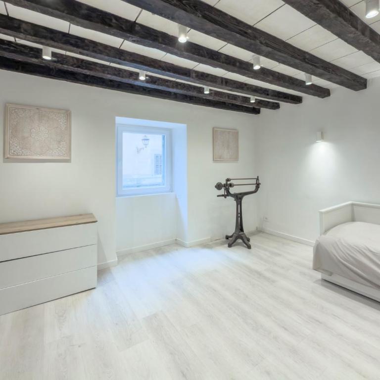 Home d'Elite Sistina - Trevi Fountain - Appartamento Deluxe con 3 Camere da Letto - 3