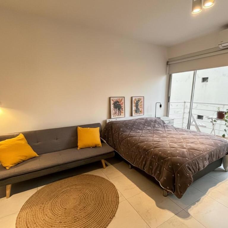 Comodo Monoambiente en PALERMO - Estudio con balcón - 11