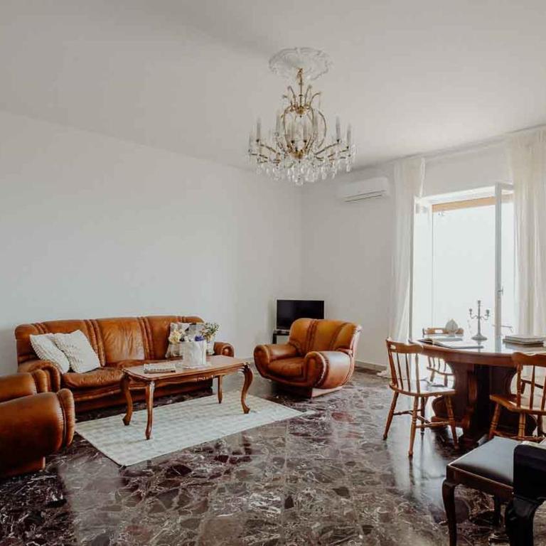 Endless Charm by MONHOLIDAY - Two-Bedroom Apartment - 8