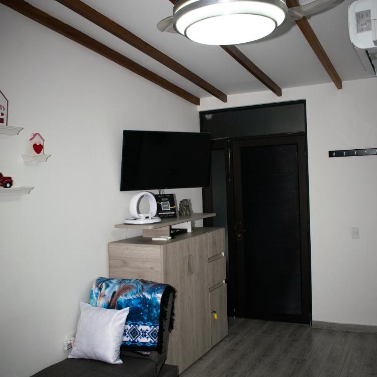 Modern apartment/Studio - Three-Bedroom Apartment - 28