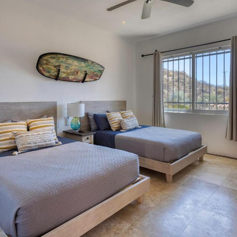 The Fairway Villa - Four-Bedroom House - 8