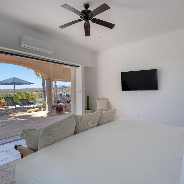 The Fairway Villa - Four-Bedroom House - 21