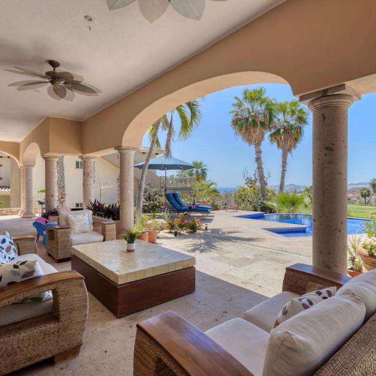 The Fairway Villa - Four-Bedroom House - 33