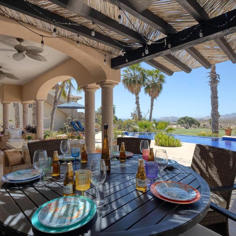 The Fairway Villa - Four-Bedroom House - 38